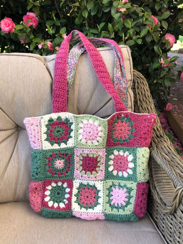 Crochet white and pink shoulder bag