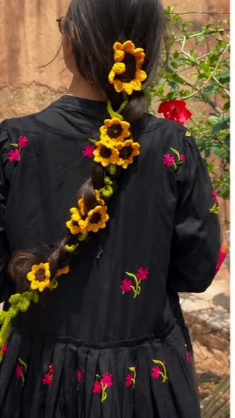 Crochet Parandi - Perfect size for both girls and ladies